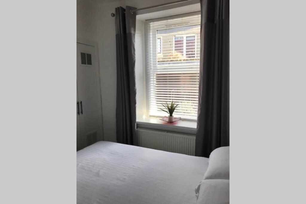 The Colours Riverside Apartment With Garden Broughty Ferry Esterno foto
