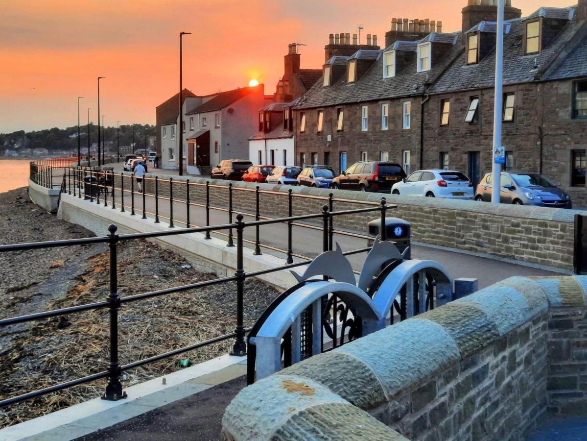 The Colours Riverside Apartment With Garden Broughty Ferry Esterno foto